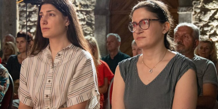 Fotografije sa svečanog otvaranja Tivatskog književnog ljeta 2023